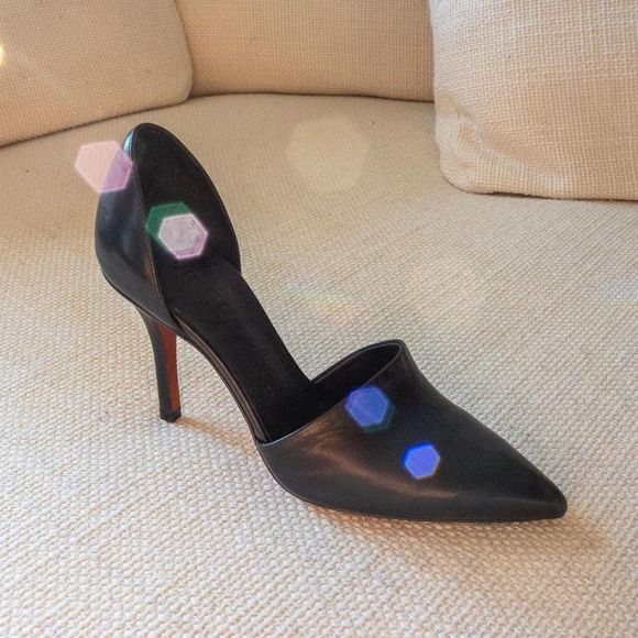 Vince Claire Choked Up Leather D'Orsay Pumps - Picture 5 of 5